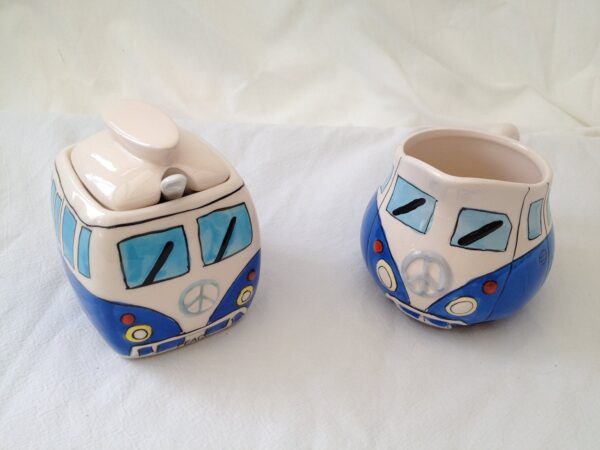 CAMPERVAN SUGAR POT AND MILK JUG BLUE-0