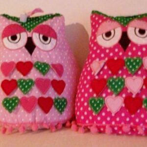 Heart Owl Doorstop in Dark Pink
