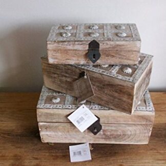Wooden Daisy boxes x 3